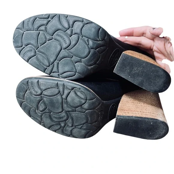 Kork-Ease Black Leather Stacked Block Heel Mule Booties Womens 7.5M - Picture 9 of 12